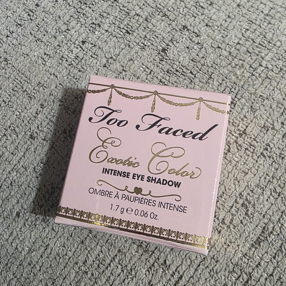 Too Faced Exotic Color Eyeshadow - Picture 5 of 8